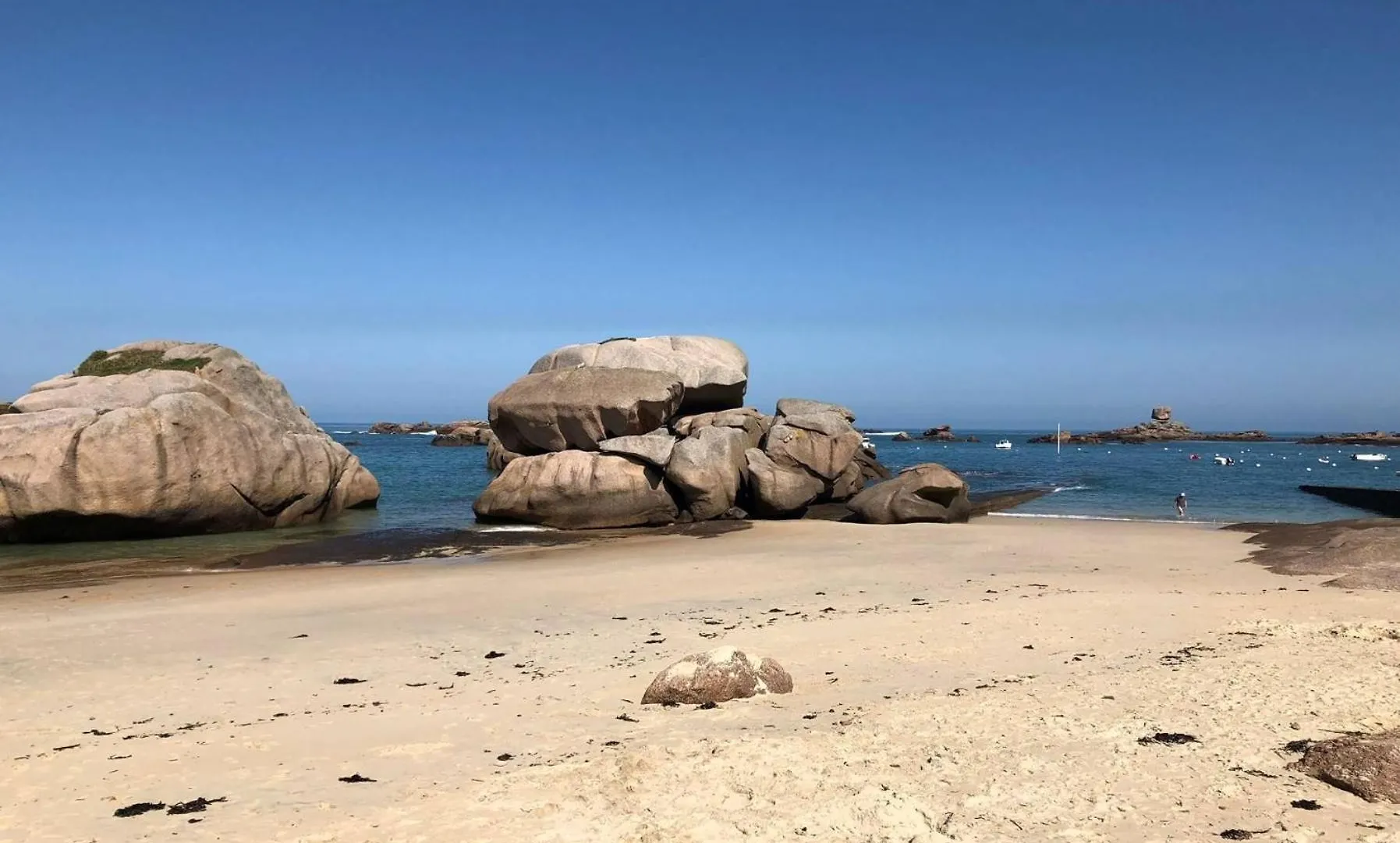 Lägenhet Tres Bel Appartement En Rez-De-Chaussee Etat Neuf A 50M Plage Coz-Pors A Tregastel - Ref 601 Frankrike